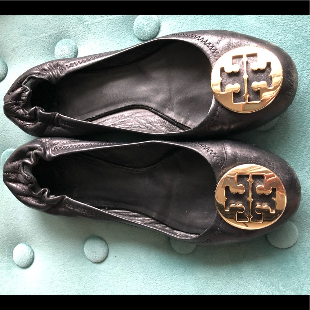 Authentic Tory Burch flats black size 7